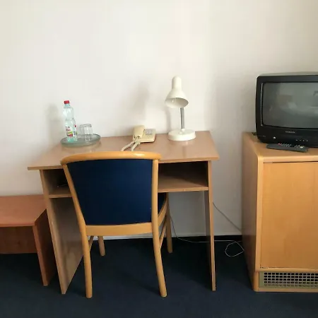 Bulvar Shevchenko Hotel 2*